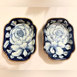 2 Japanese Kutani Ware Porcelain Bowls Hand Painted Blue & White Floral Design